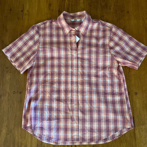 Uniqlo Cotton Plaid Button Down - Picture 8 of 10